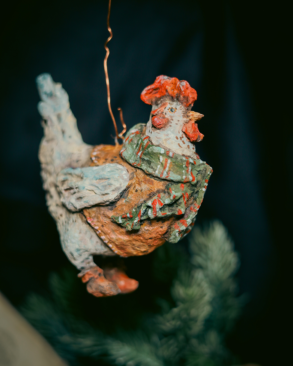 Spun Cotton Hen Ornament – Vintage Winter Christmas Collectible
