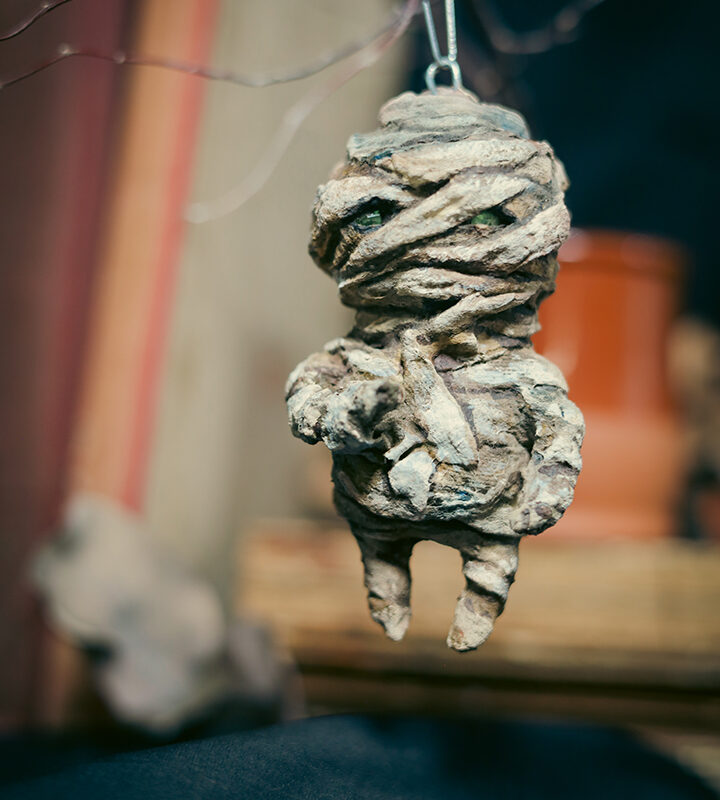 OOAK Spun Cotton Mummy Ornament with Green Crystal Eyes – Handmade Collectible Halloween Decoration – Vintage Style Figurine